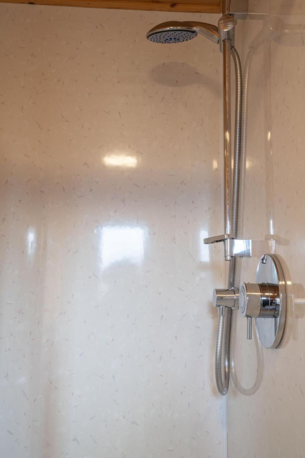Chalet Loch Leven Lodge 10 By Interhome Kinross Bagian luar foto