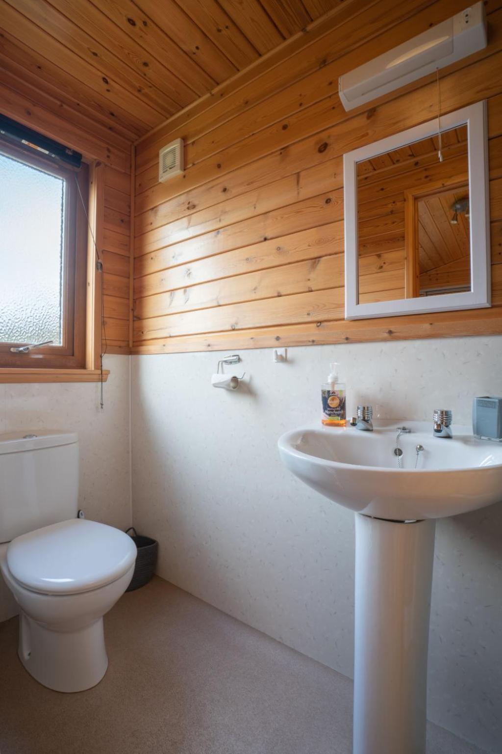 Chalet Loch Leven Lodge 10 By Interhome Kinross Bagian luar foto