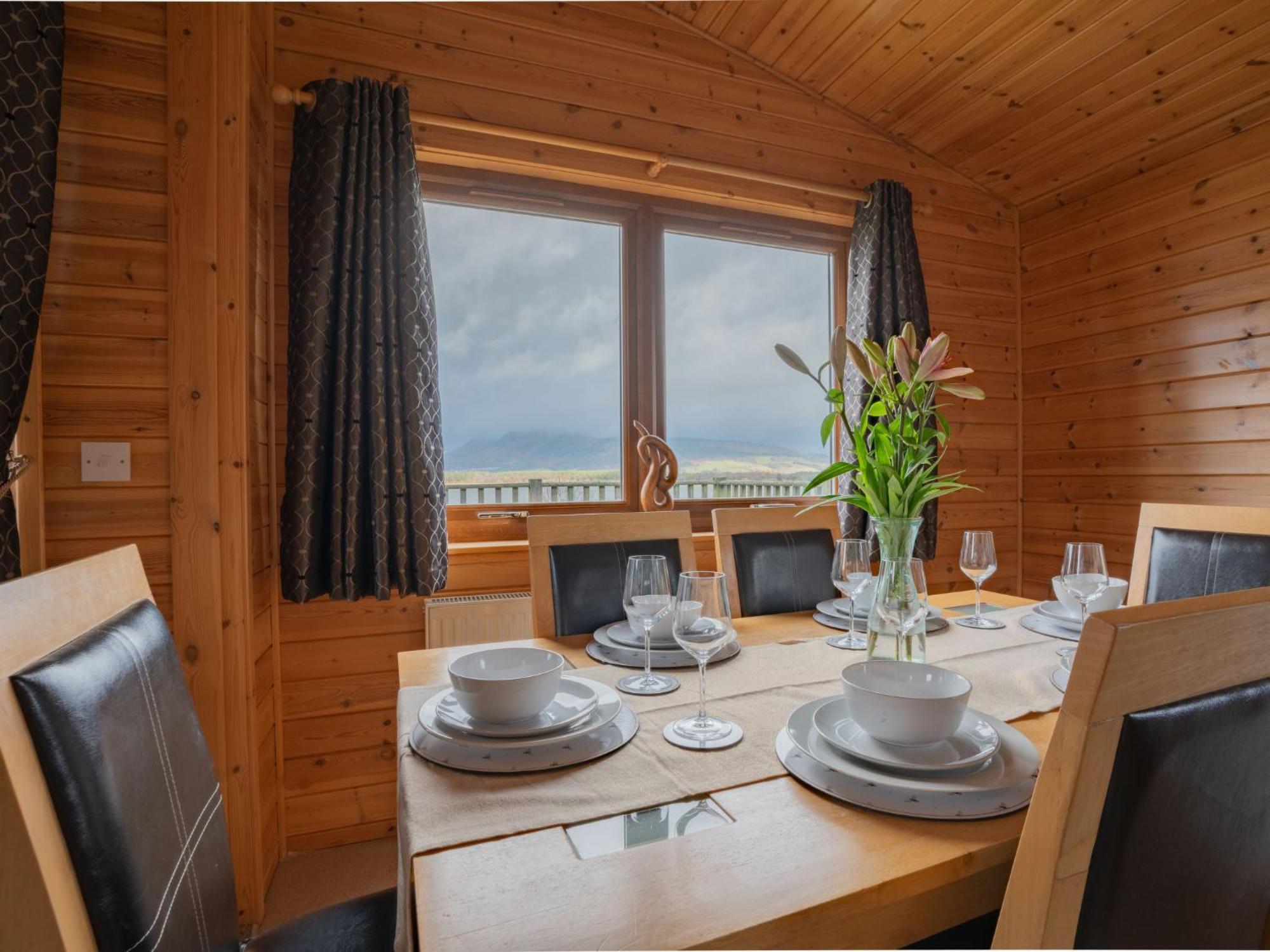 Chalet Loch Leven Lodge 10 By Interhome Kinross Bagian luar foto